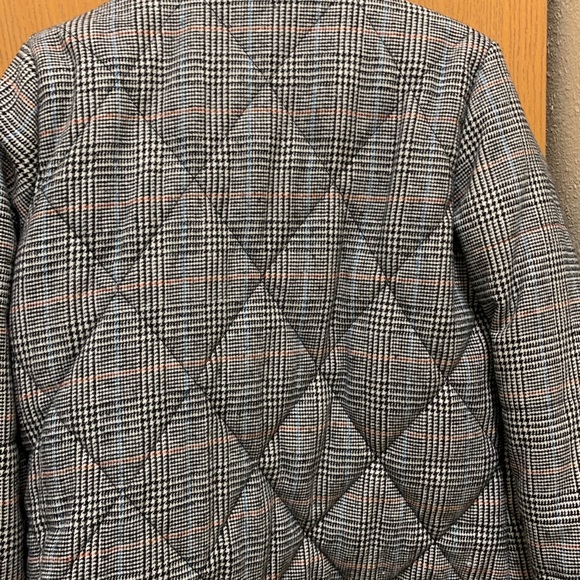 Jacket - Picture 5 of 7